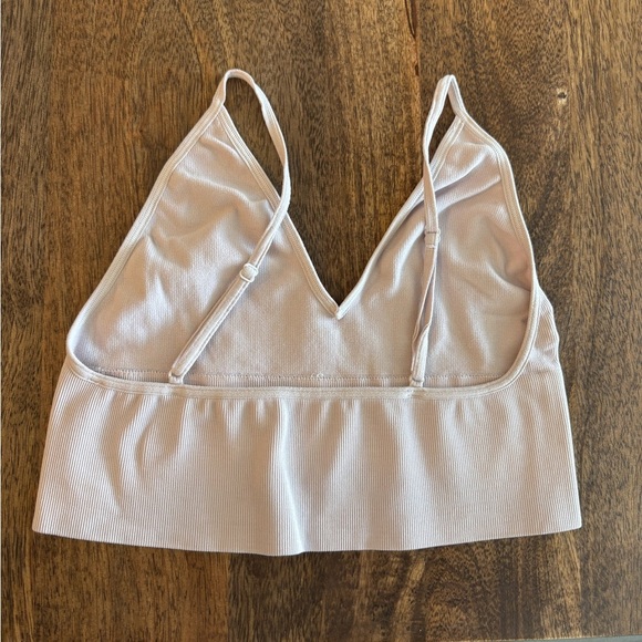 EUC Aritzia Talula Seamless Bralette Top - Picture 6 of 6